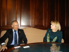 National Assembly Speaker Prof. Dr Slavica Djukic Dejanovic with the newly-appointed Israeli Ambassador